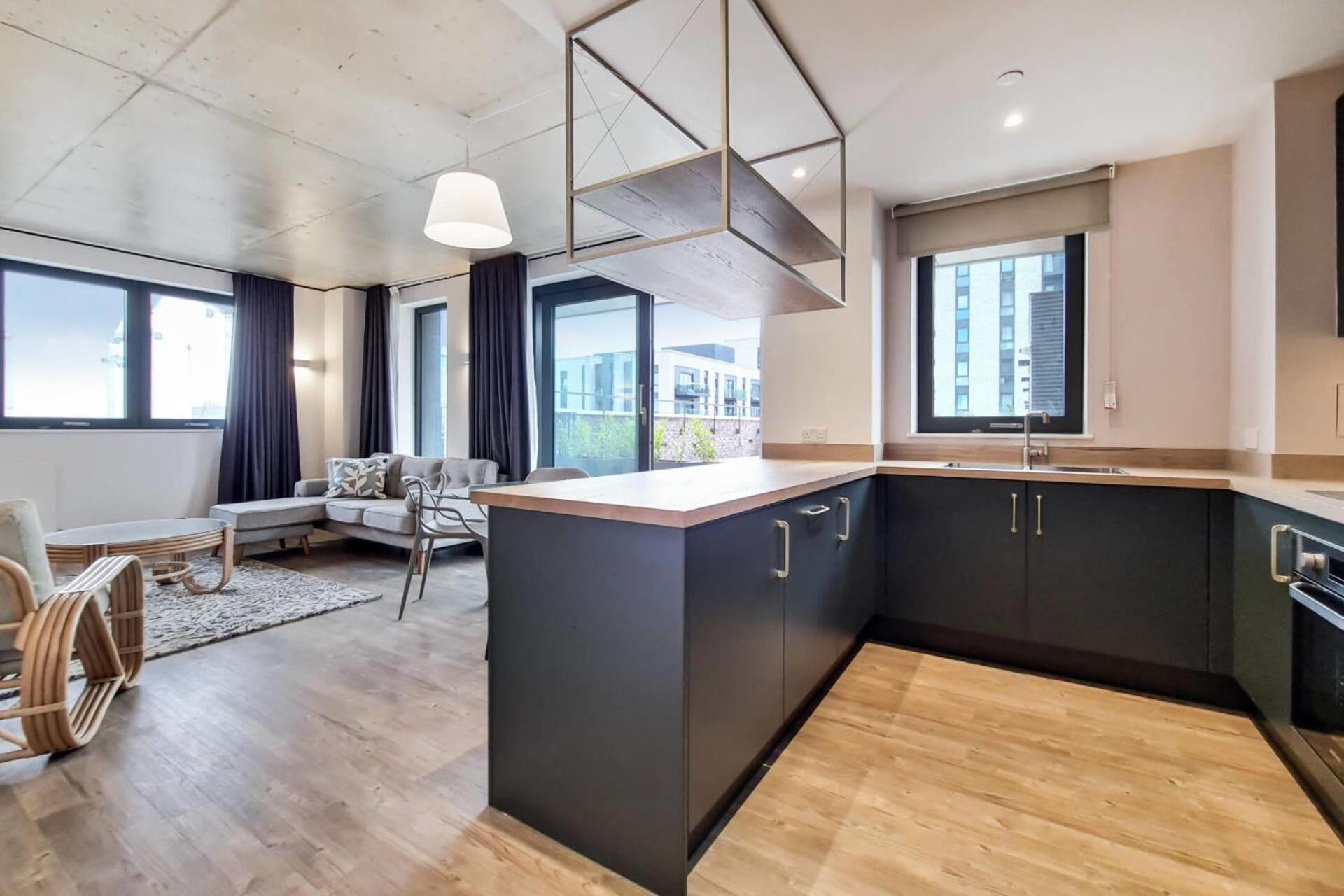 Botanical-Inspired Apartments At Repton Gardens Right In The Heart Of Wembley Park 런던 외부 사진