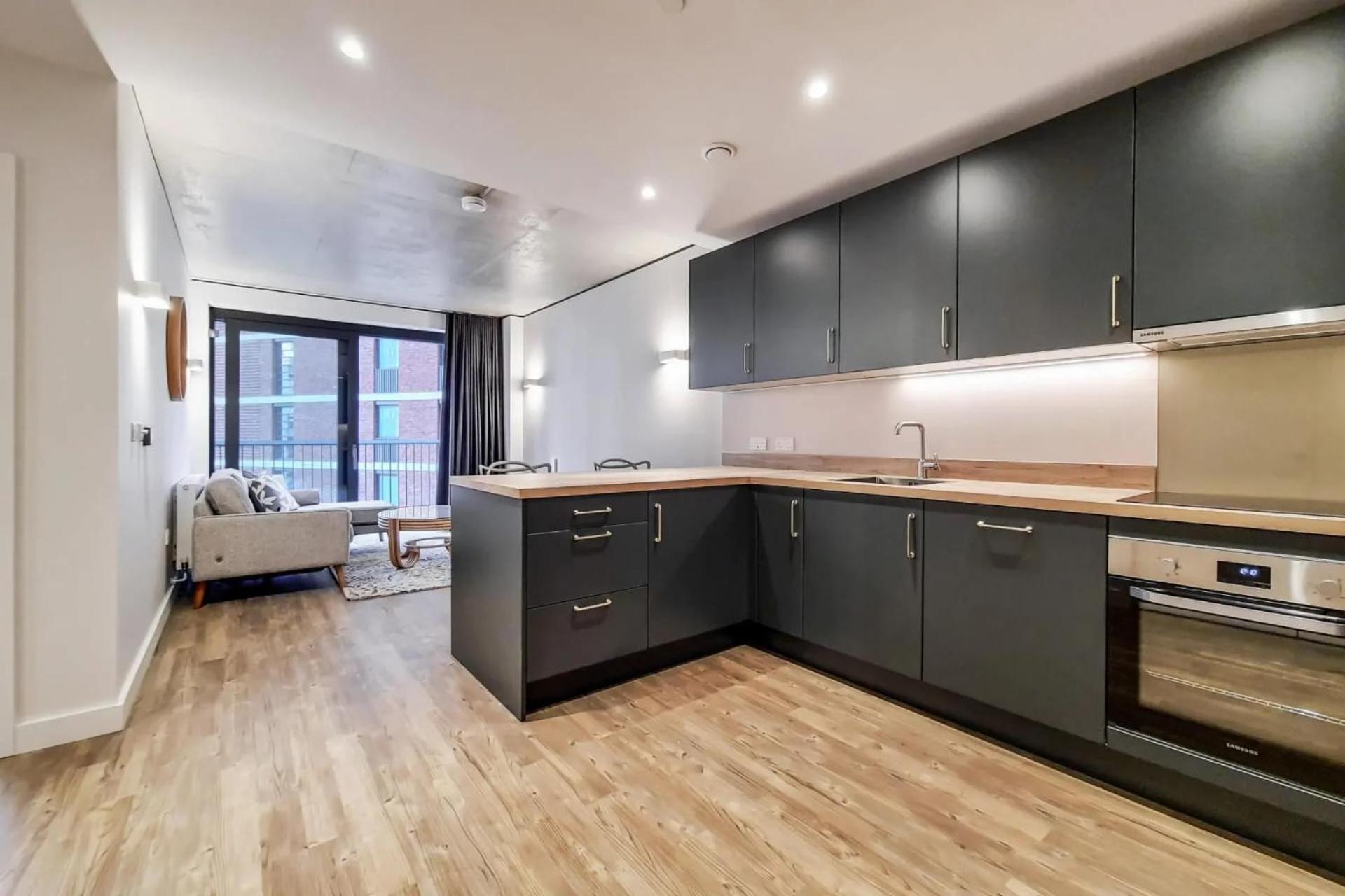 Botanical-Inspired Apartments At Repton Gardens Right In The Heart Of Wembley Park 런던 외부 사진